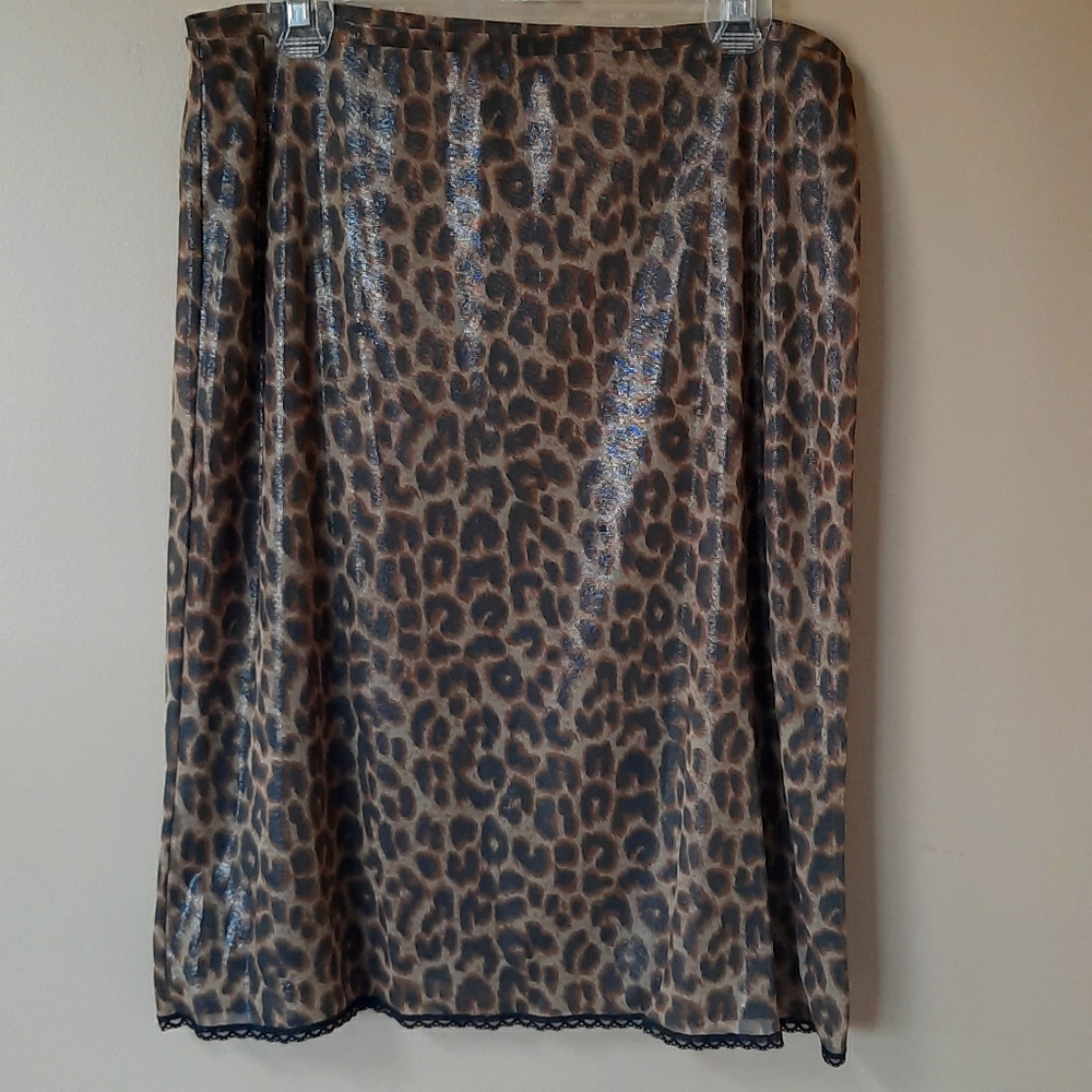 Express Midi Skirt
